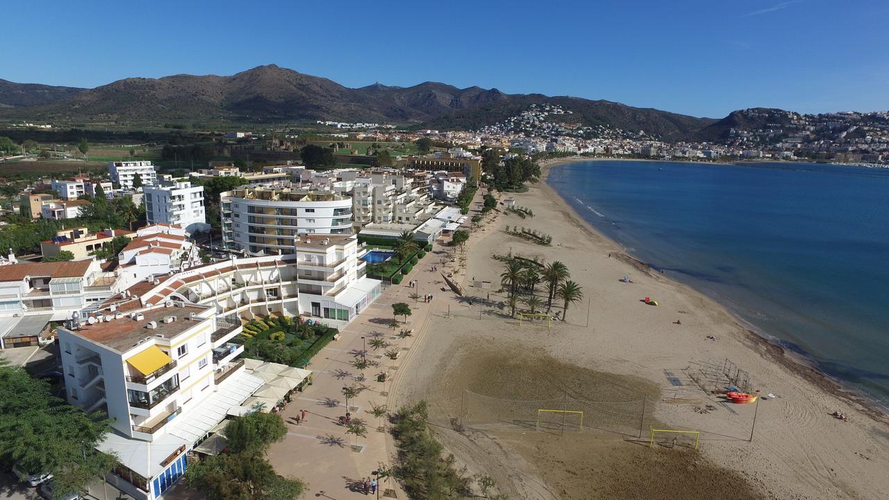 Inmosantos Oasis E2 Apartman Roses Kültér fotó